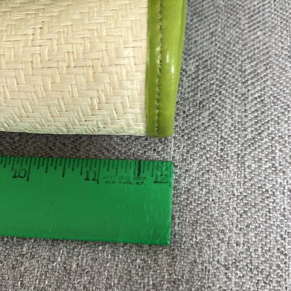 New Obagi straw clutch - Picture 7 of 7